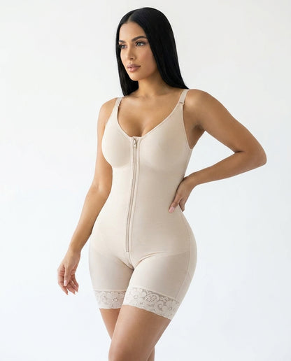 Bodysuit gainant Abricot pose 2 - GALVÉE Paris
